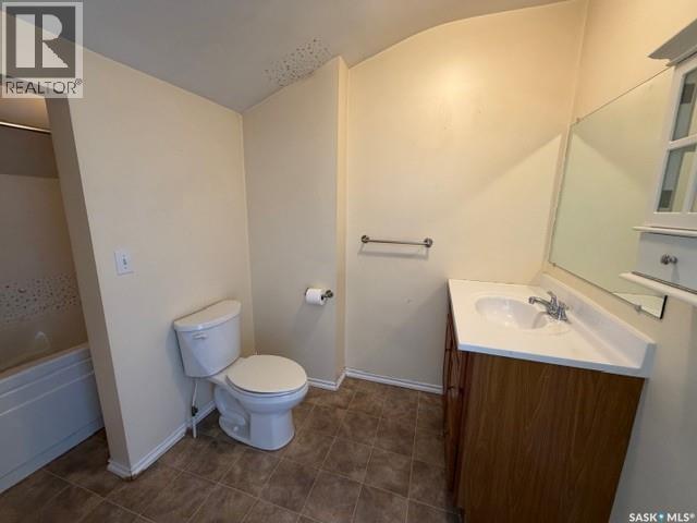 405 18Th Street W, Saskatoon, SK - Indoor Photo Showing Bathroom