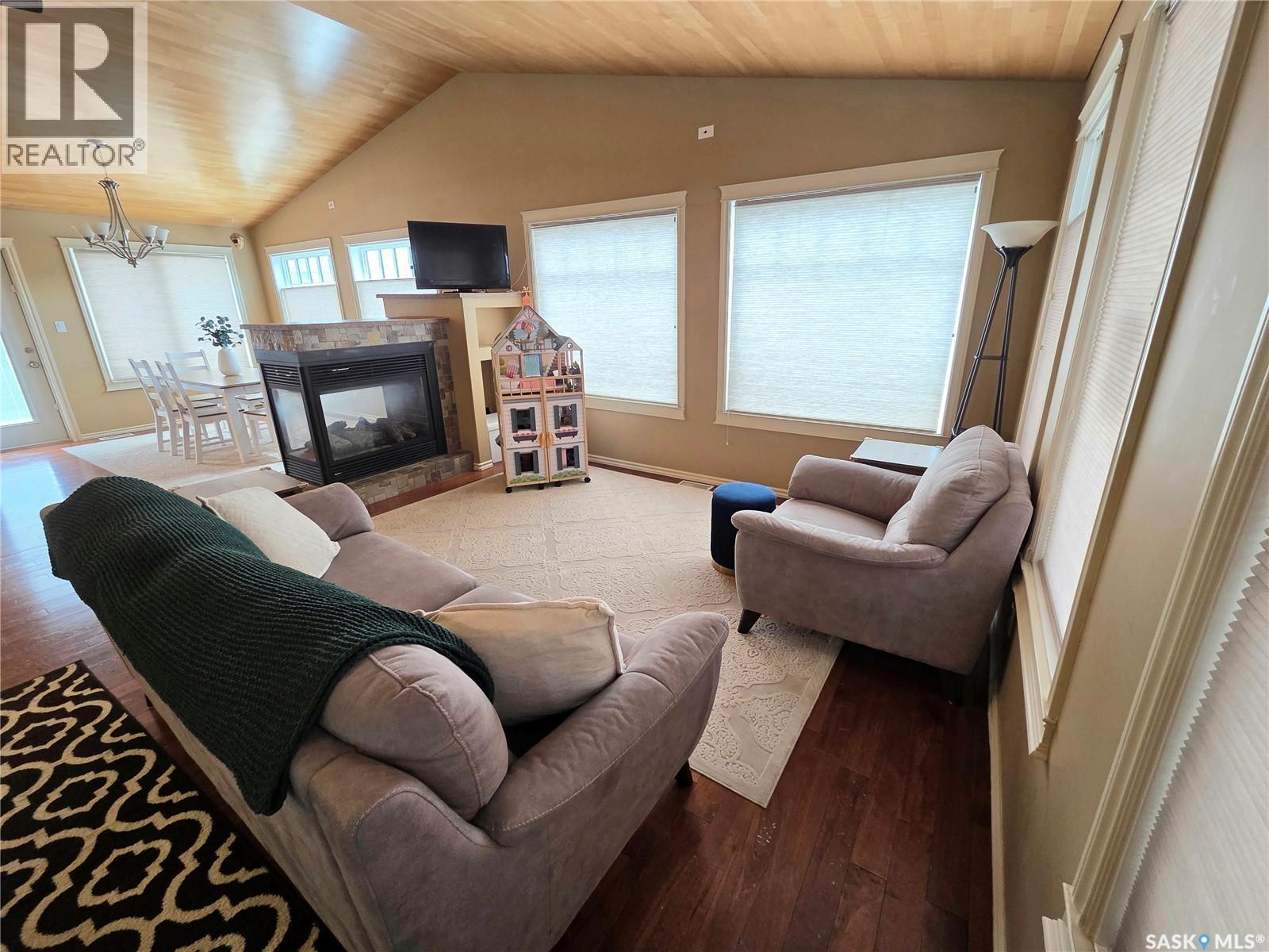 214 5Th Street, Milestone, SK - Indoor Photo Showing Living Room With Fireplace
