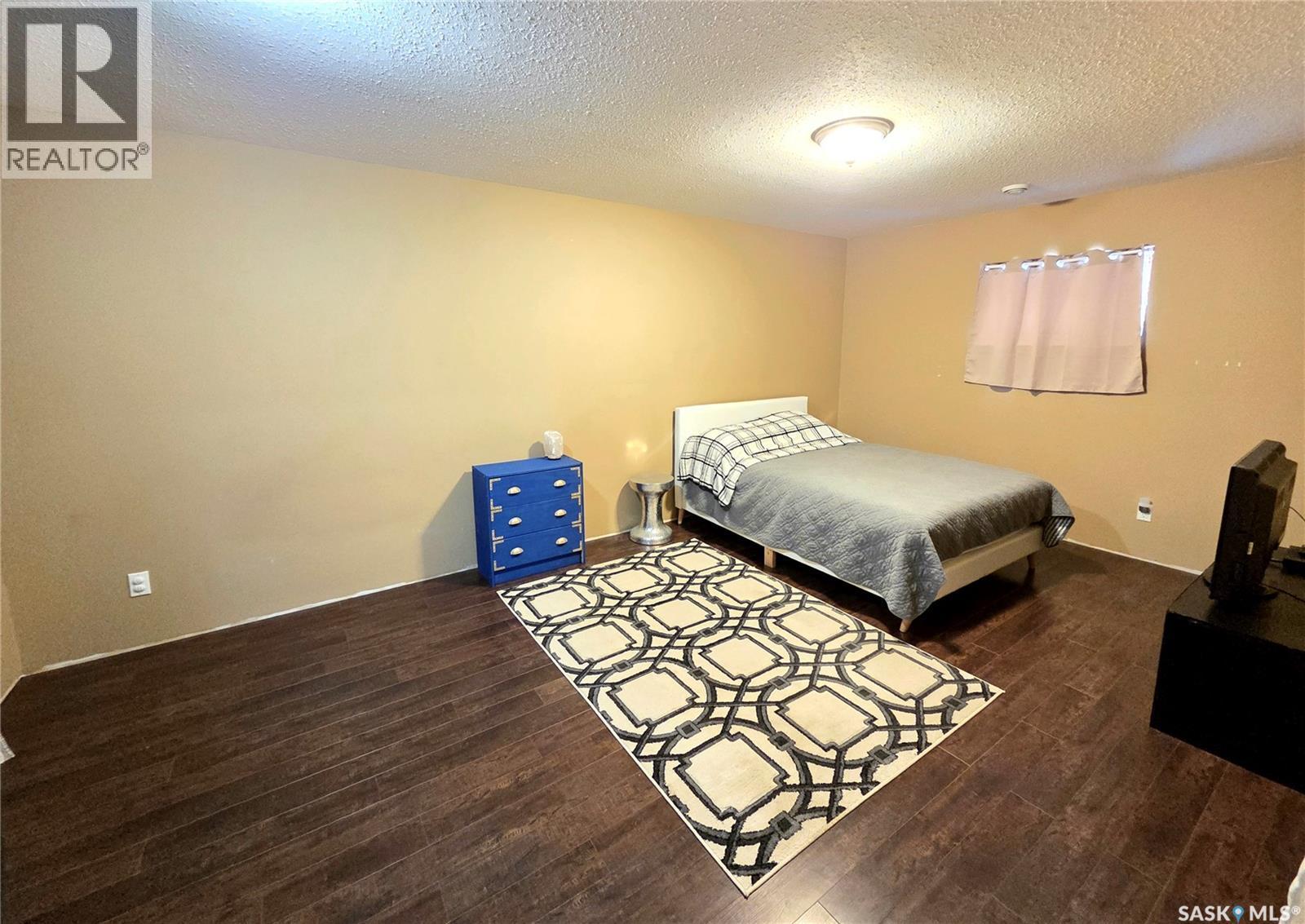 214 5Th Street, Milestone, SK - Indoor Photo Showing Bedroom