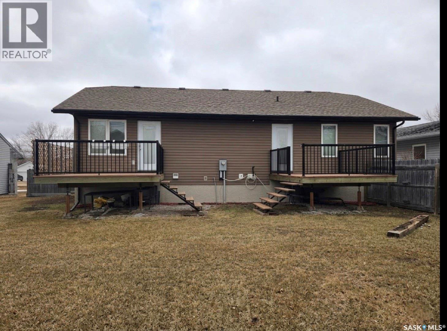 214 5Th Street, Milestone, SK - Outdoor With Deck Patio Veranda