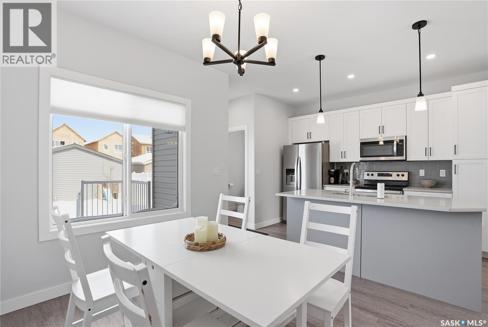 1047 Brighton Gate, Saskatoon, SK - Indoor