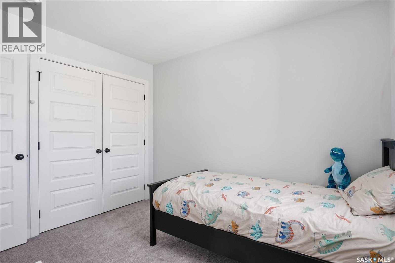 1047 Brighton Gate, Saskatoon, SK - Indoor Photo Showing Bedroom