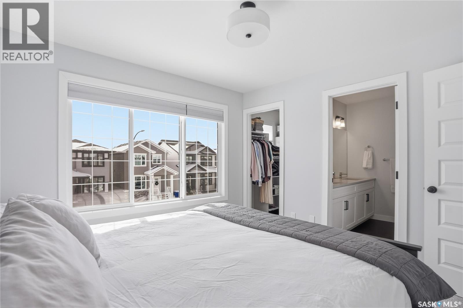 1047 Brighton Gate, Saskatoon, SK - Indoor Photo Showing Bedroom