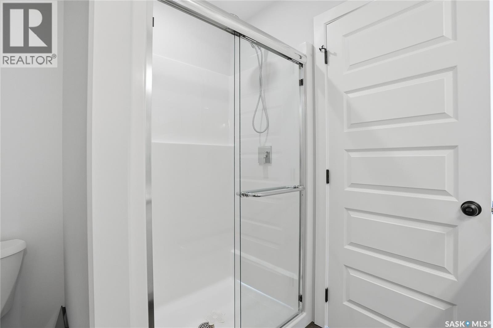 1047 Brighton Gate, Saskatoon, SK - Indoor Photo Showing Bathroom