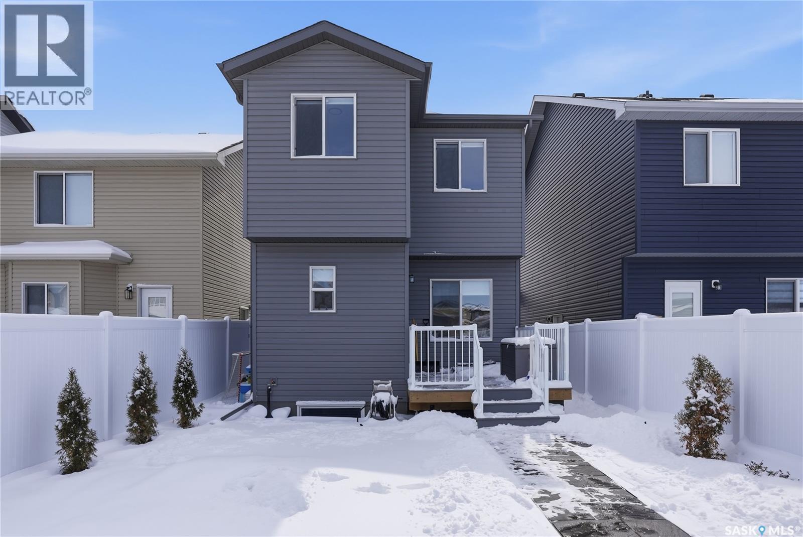 1047 Brighton Gate, Saskatoon, SK - Outdoor