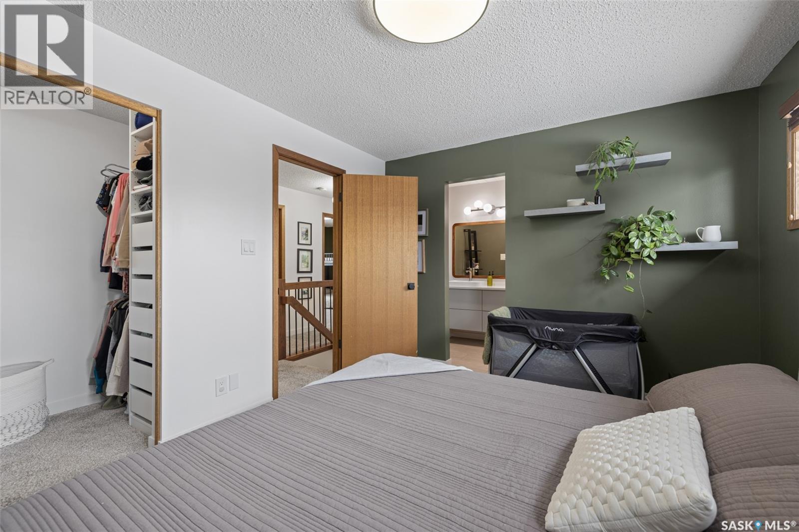 2002 Braun Bay E, Regina, SK - Indoor Photo Showing Bedroom