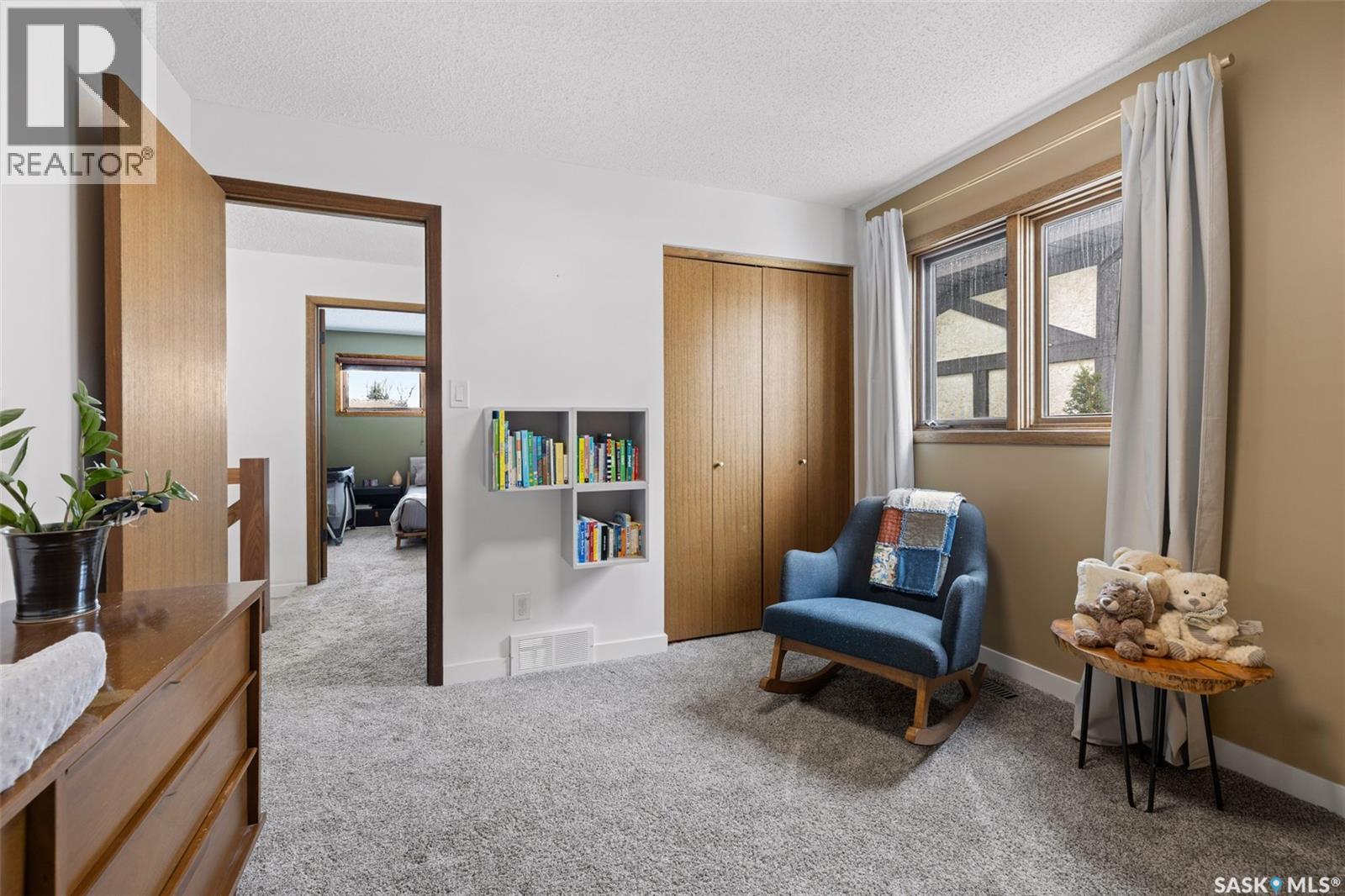 2002 Braun Bay E, Regina, SK - Indoor