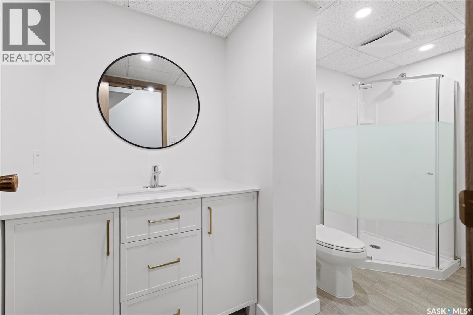 2002 Braun Bay E, Regina, SK - Indoor Photo Showing Bathroom