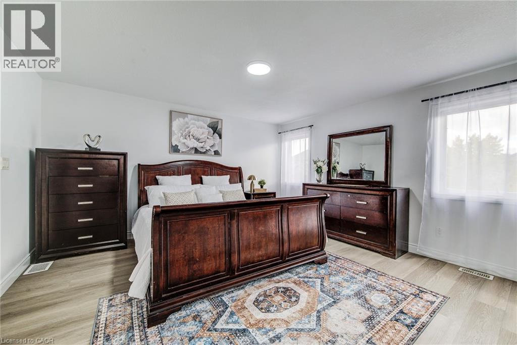 617 Thorndale Drive, Waterloo, ON - Indoor Photo Showing Bedroom