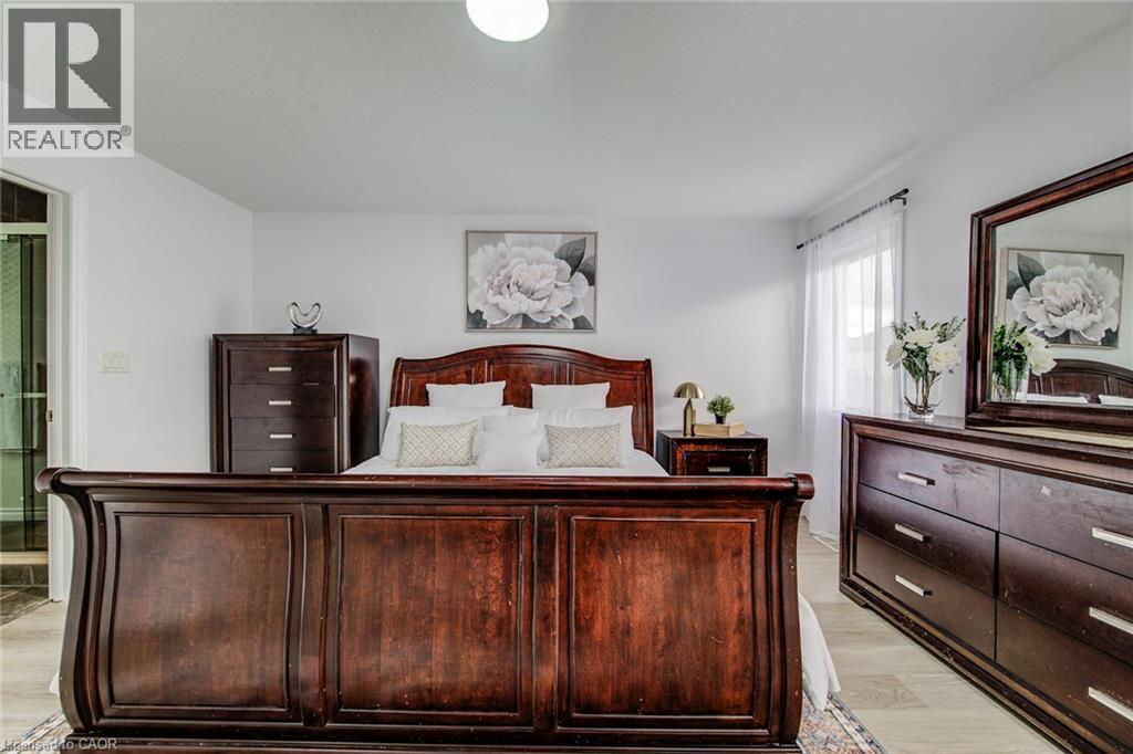 617 Thorndale Drive, Waterloo, ON - Indoor Photo Showing Bedroom