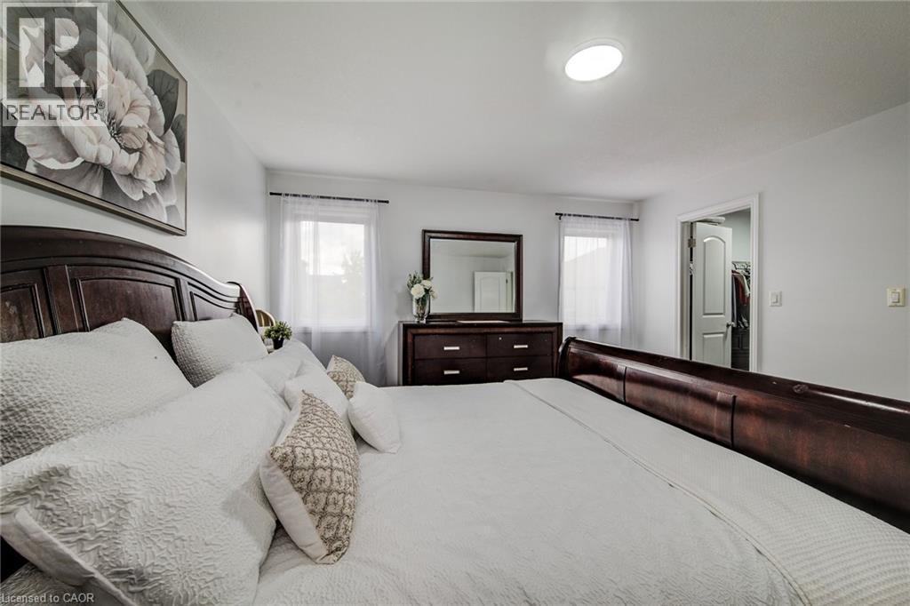617 Thorndale Drive, Waterloo, ON - Indoor Photo Showing Bedroom