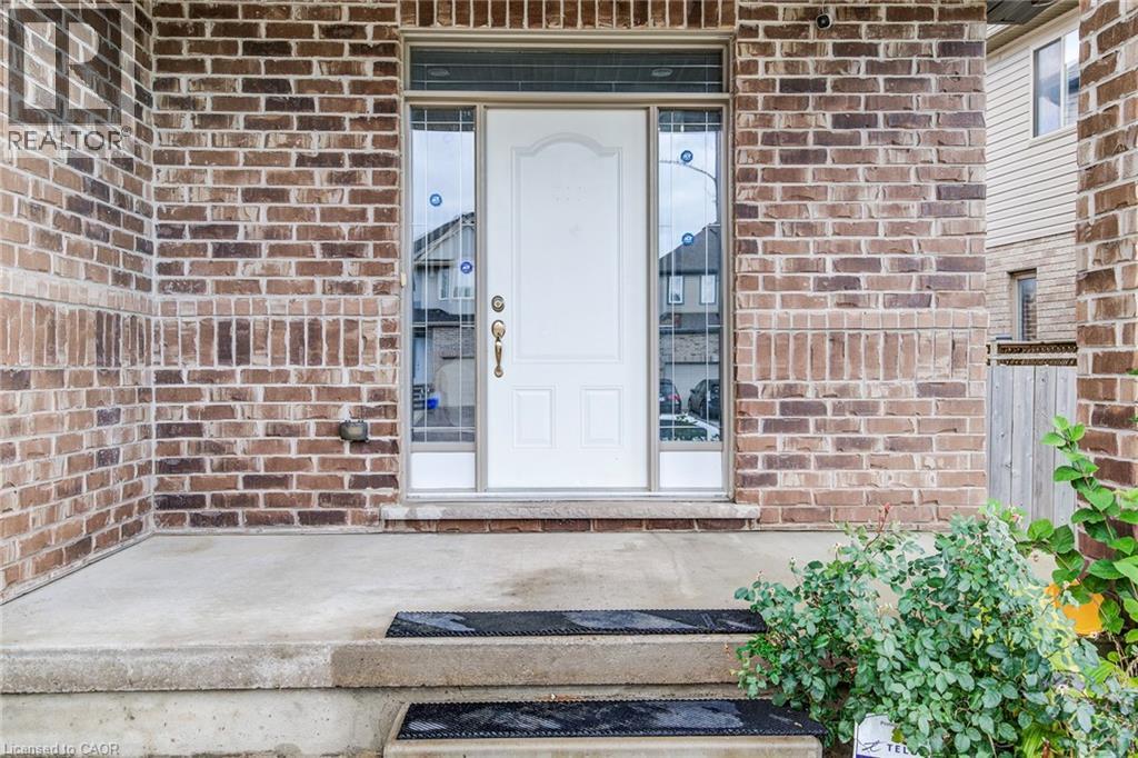 617 Thorndale Drive, Waterloo, ON - Outdoor