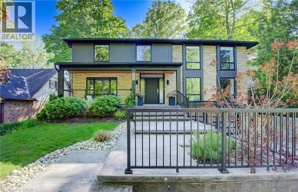 239 Corrie Crescent, Waterloo, ON - Outdoor