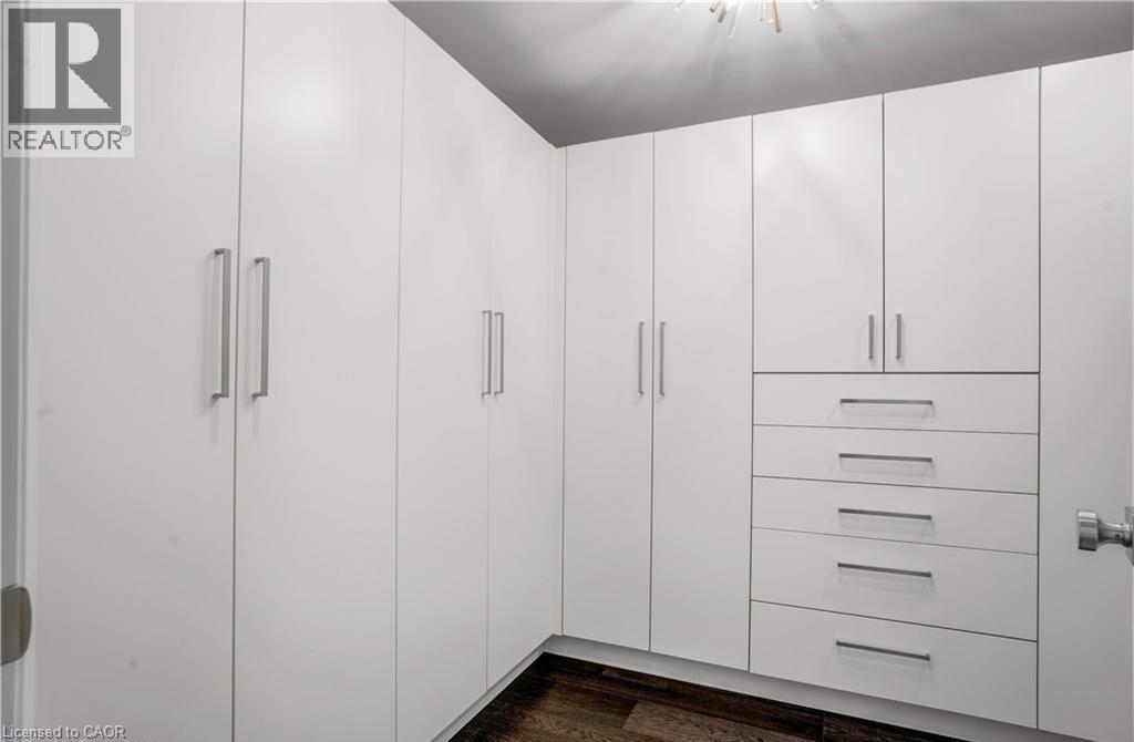 239 Corrie Crescent, Waterloo, ON - Indoor Photo Showing Other Room