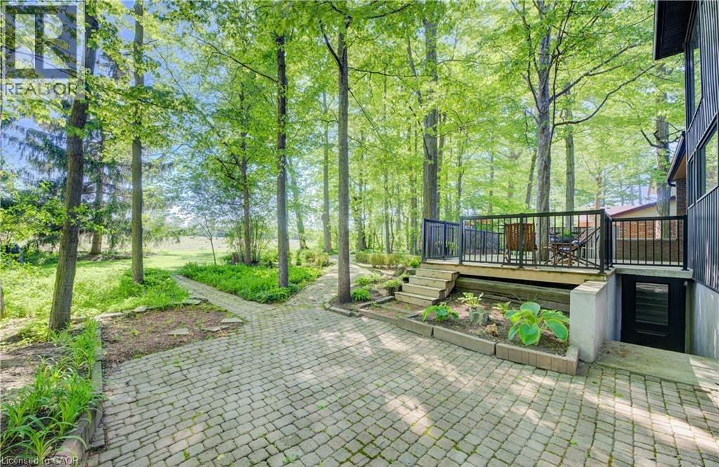 239 Corrie Crescent, Waterloo, ON - Outdoor