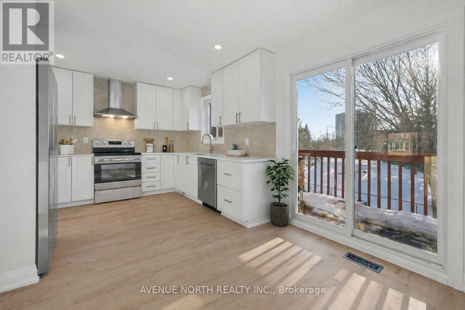 4 Marielle Court, Ottawa, ON - Indoor Photo Showing Kitchen