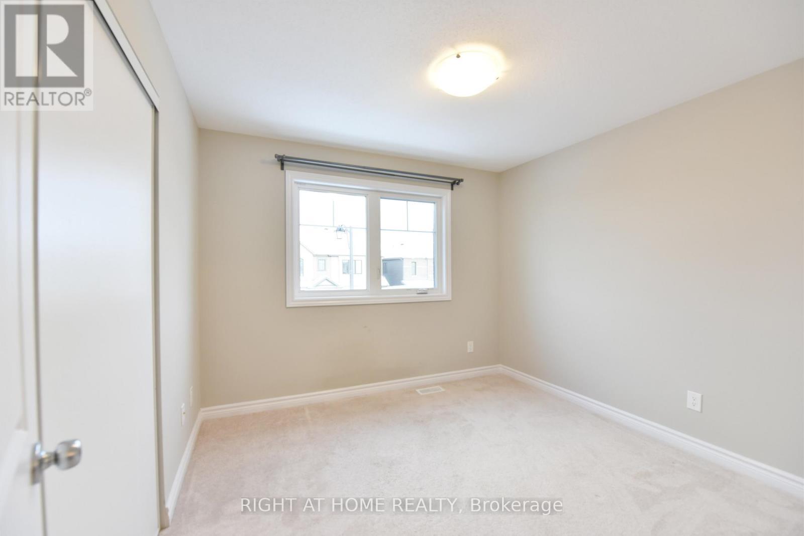 630 Eagle Crest Heights, Ottawa, ON - Indoor Photo Showing Other Room
