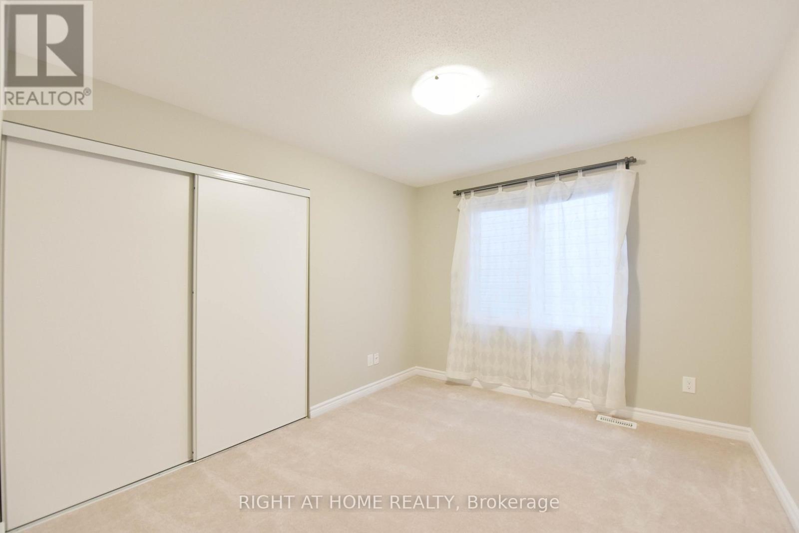 630 Eagle Crest Heights, Ottawa, ON - Indoor Photo Showing Other Room