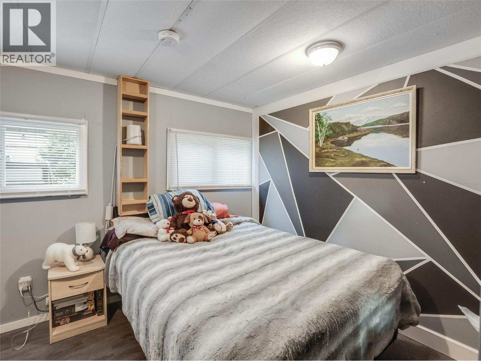 916 Airport Road Unit# 8, Salmo, BC