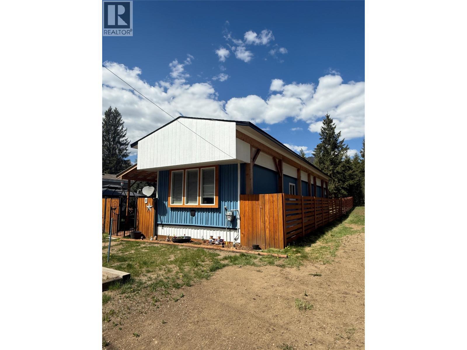 916 Airport Road Unit# 8, Salmo, BC