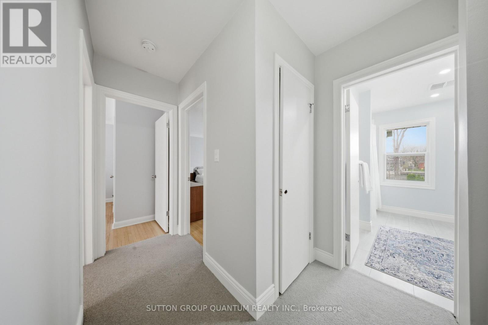 50 Barton Street, Hamilton, ON - Indoor Photo Showing Other Room