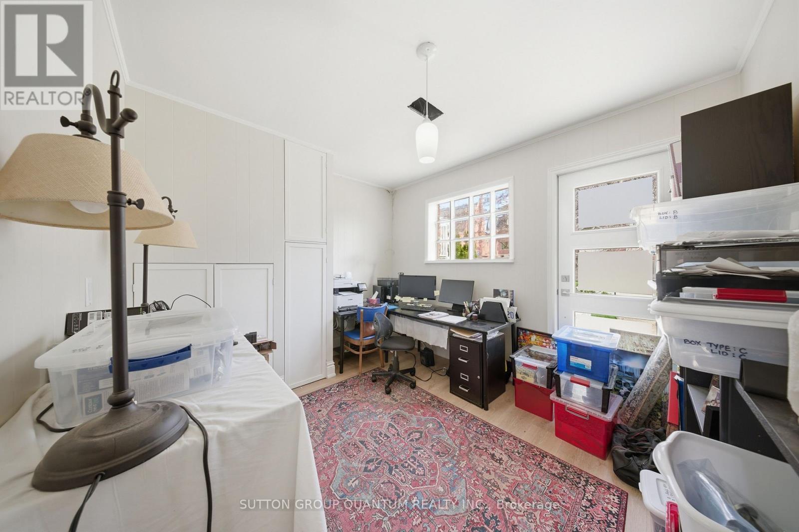 50 Barton Street, Hamilton, ON - Indoor Photo Showing Laundry Room