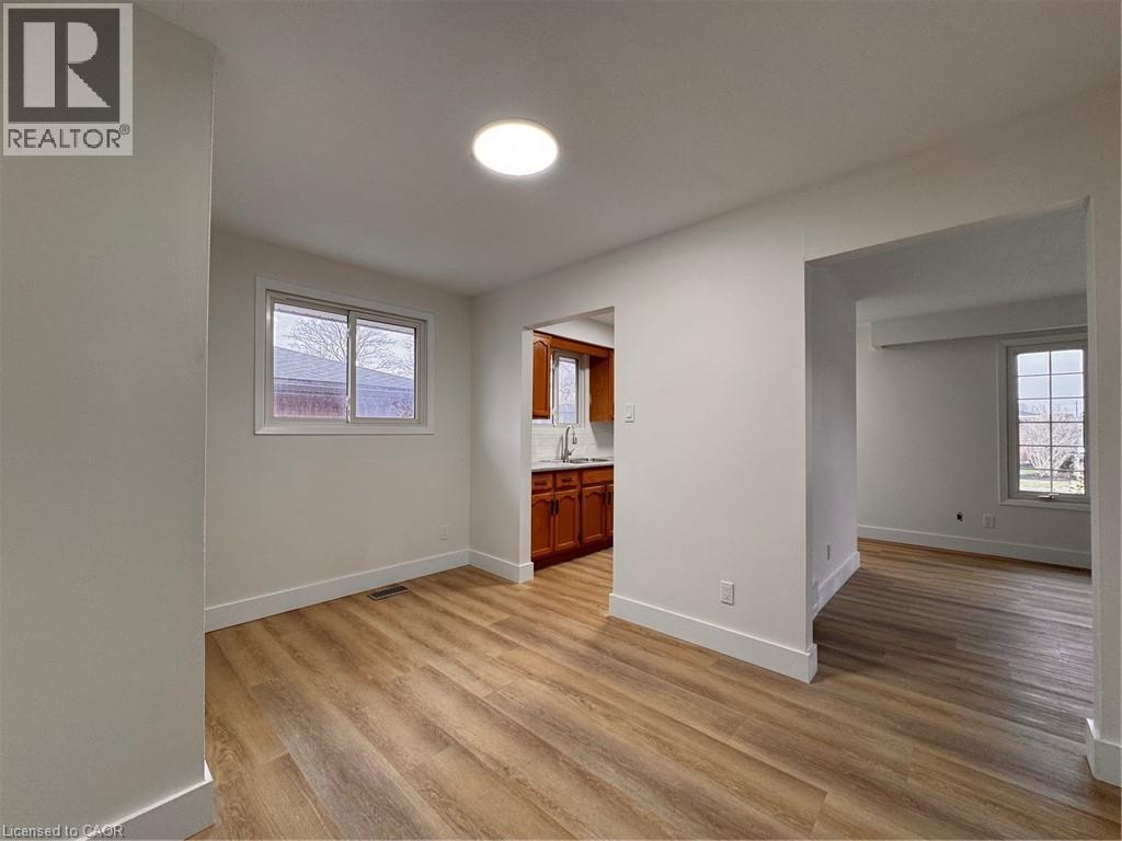 23 Arrowhead Crescent Unit# Upper, Kitchener, ON - Indoor Photo Showing Other Room