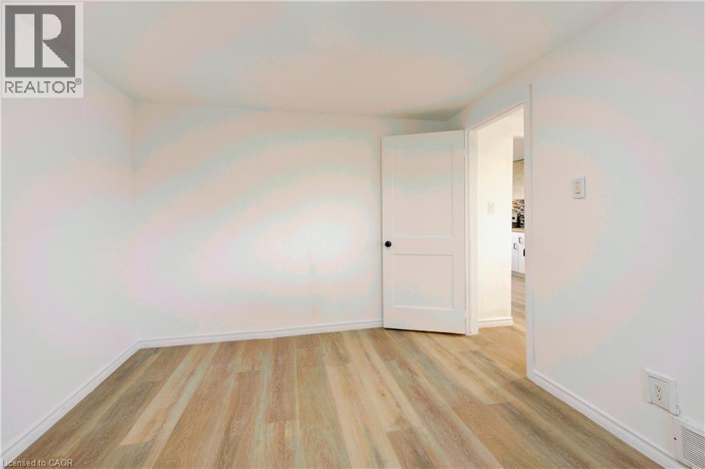 524 Simcoe Street, London, ON - Indoor Photo Showing Other Room