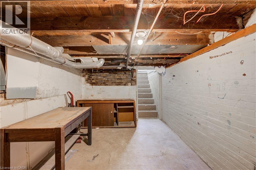 524 Simcoe Street, London, ON - Indoor Photo Showing Basement