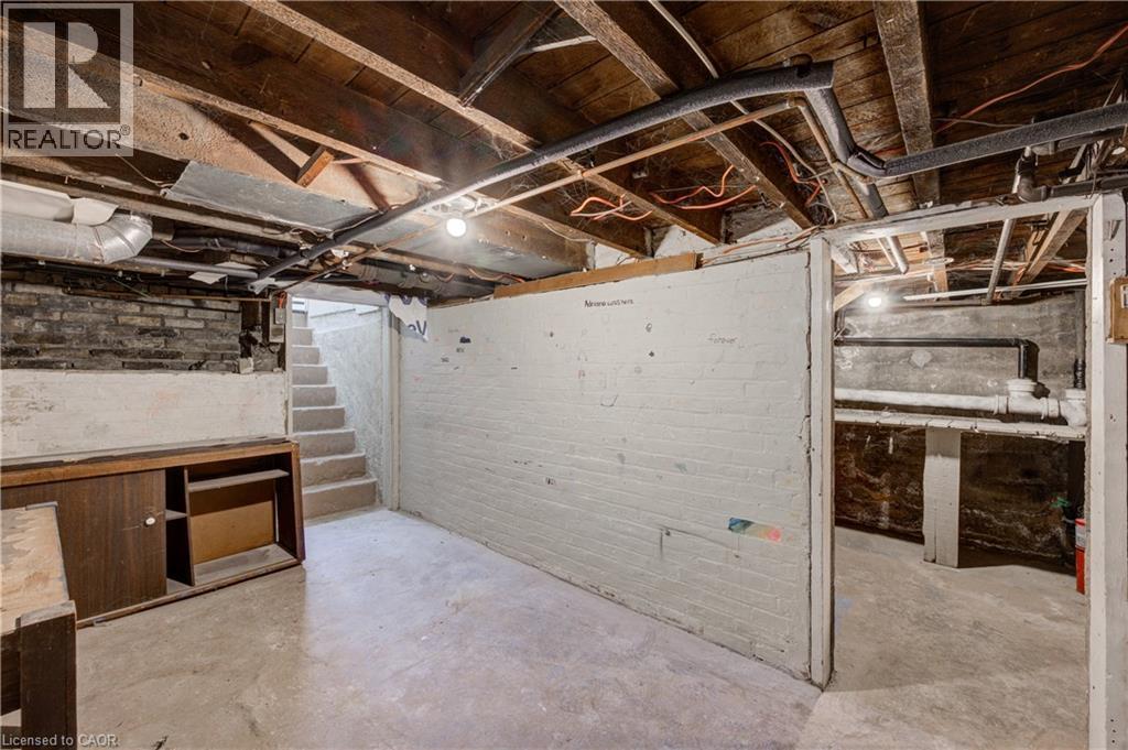 524 Simcoe Street, London, ON - Indoor Photo Showing Basement
