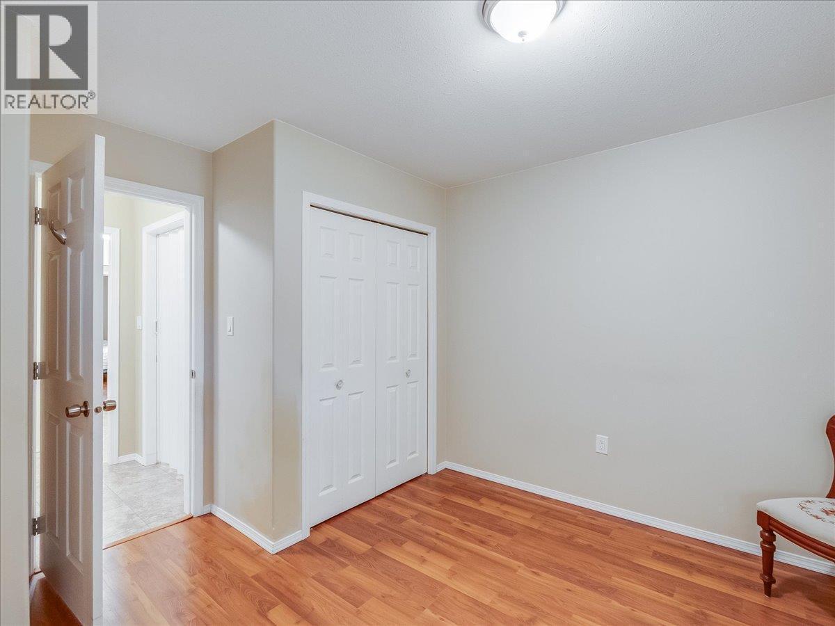 7136 Wright Way, Trail, BC - Indoor Photo Showing Other Room