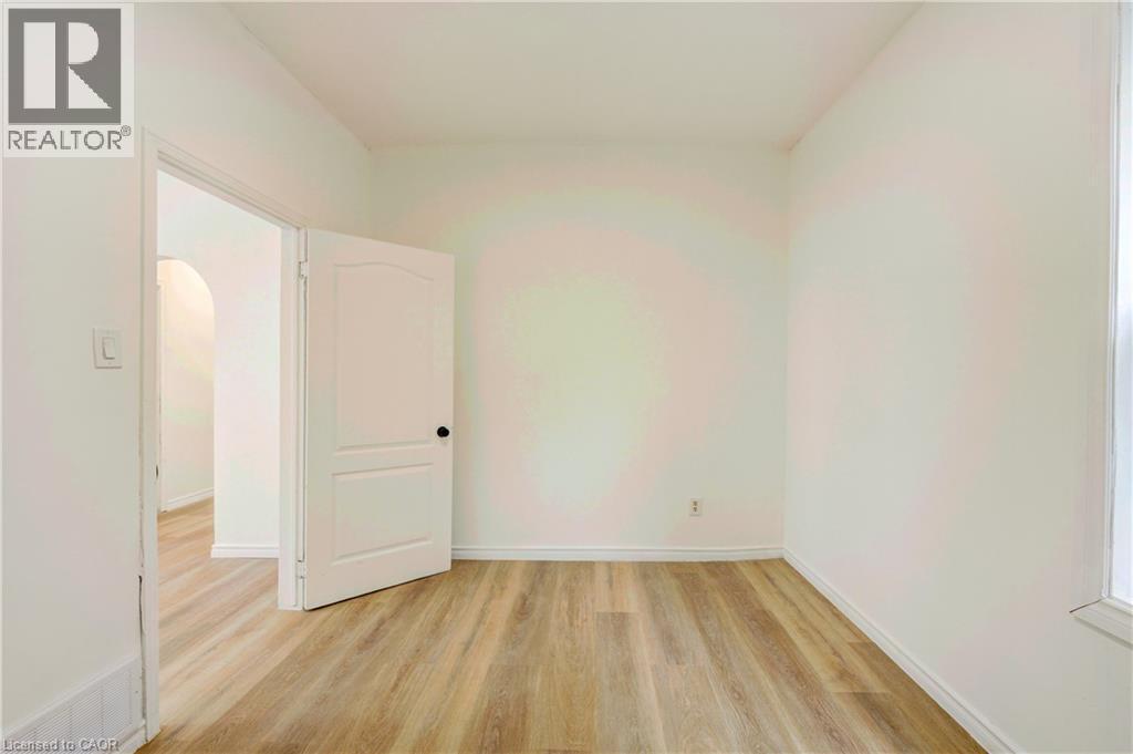 524 Simcoe Street, London, ON - Indoor Photo Showing Other Room