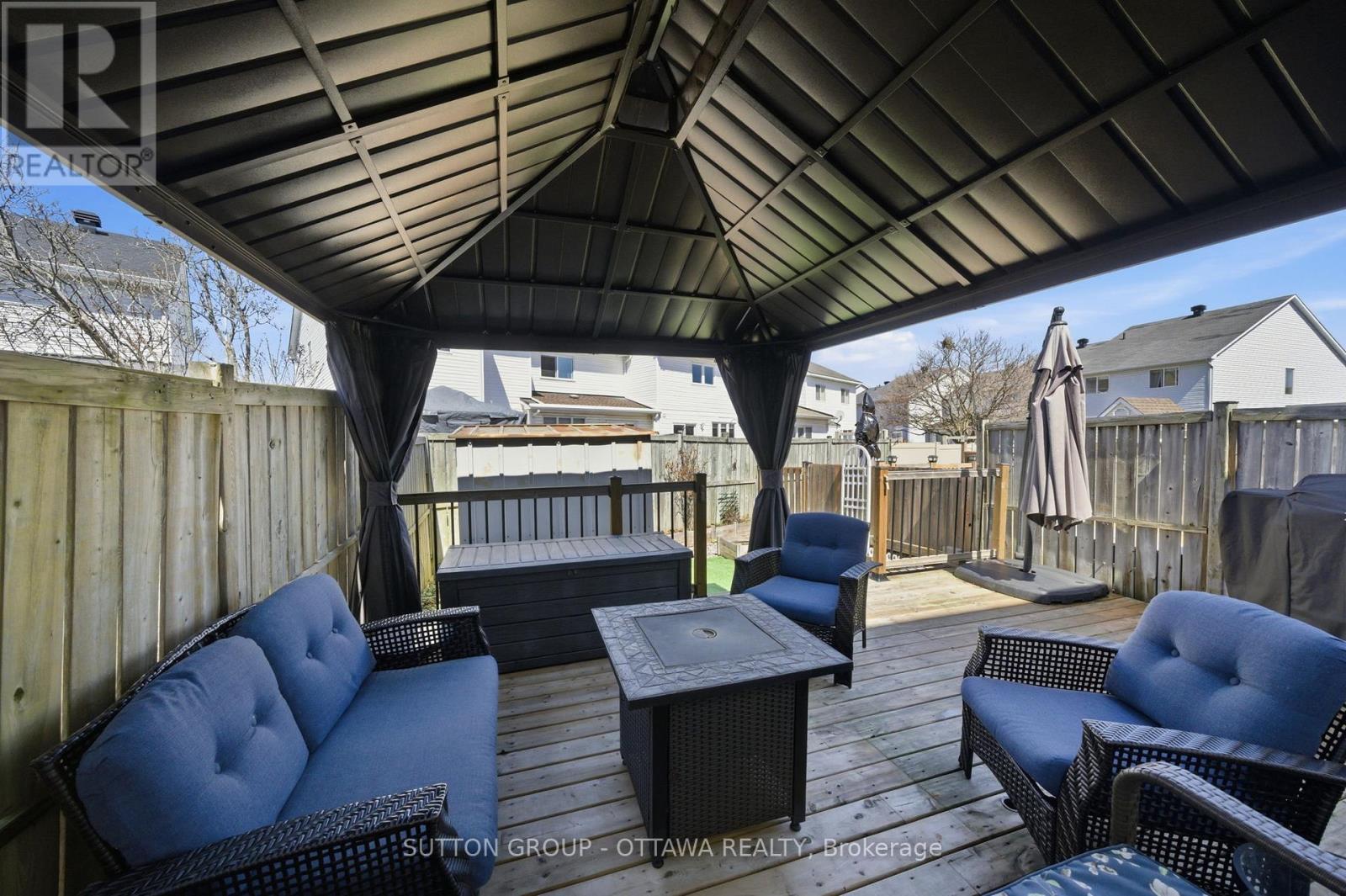 814 Nesting Way, Ottawa, ON - Outdoor With Deck Patio Veranda With Exterior