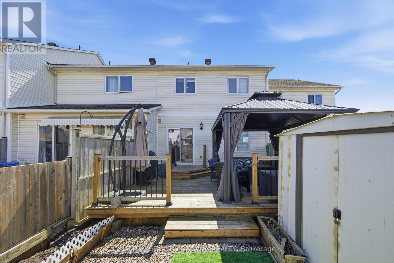 814 Nesting Way, Ottawa, ON - Outdoor With Deck Patio Veranda With Exterior