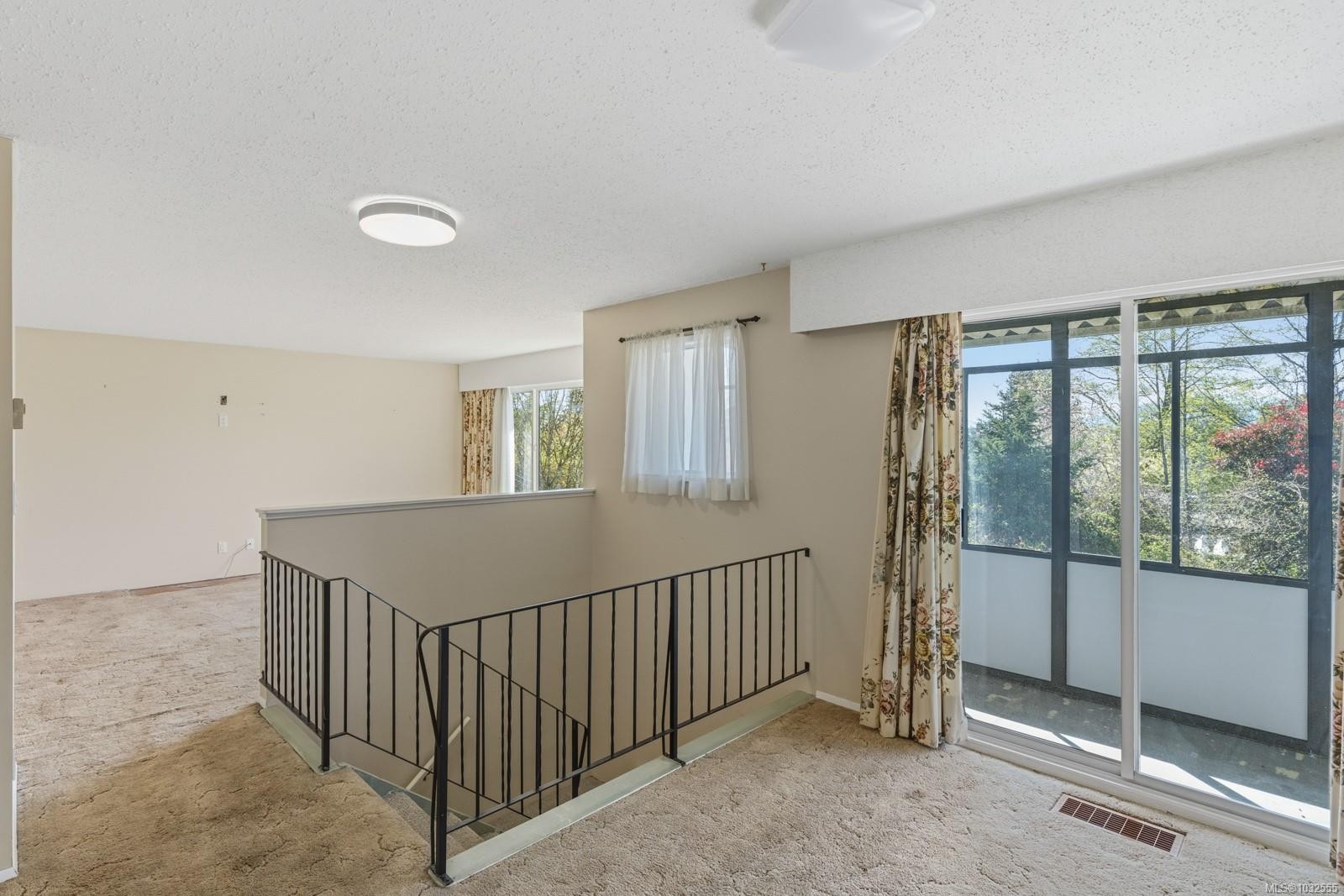 2071 Gull Ave, Comox, BC
