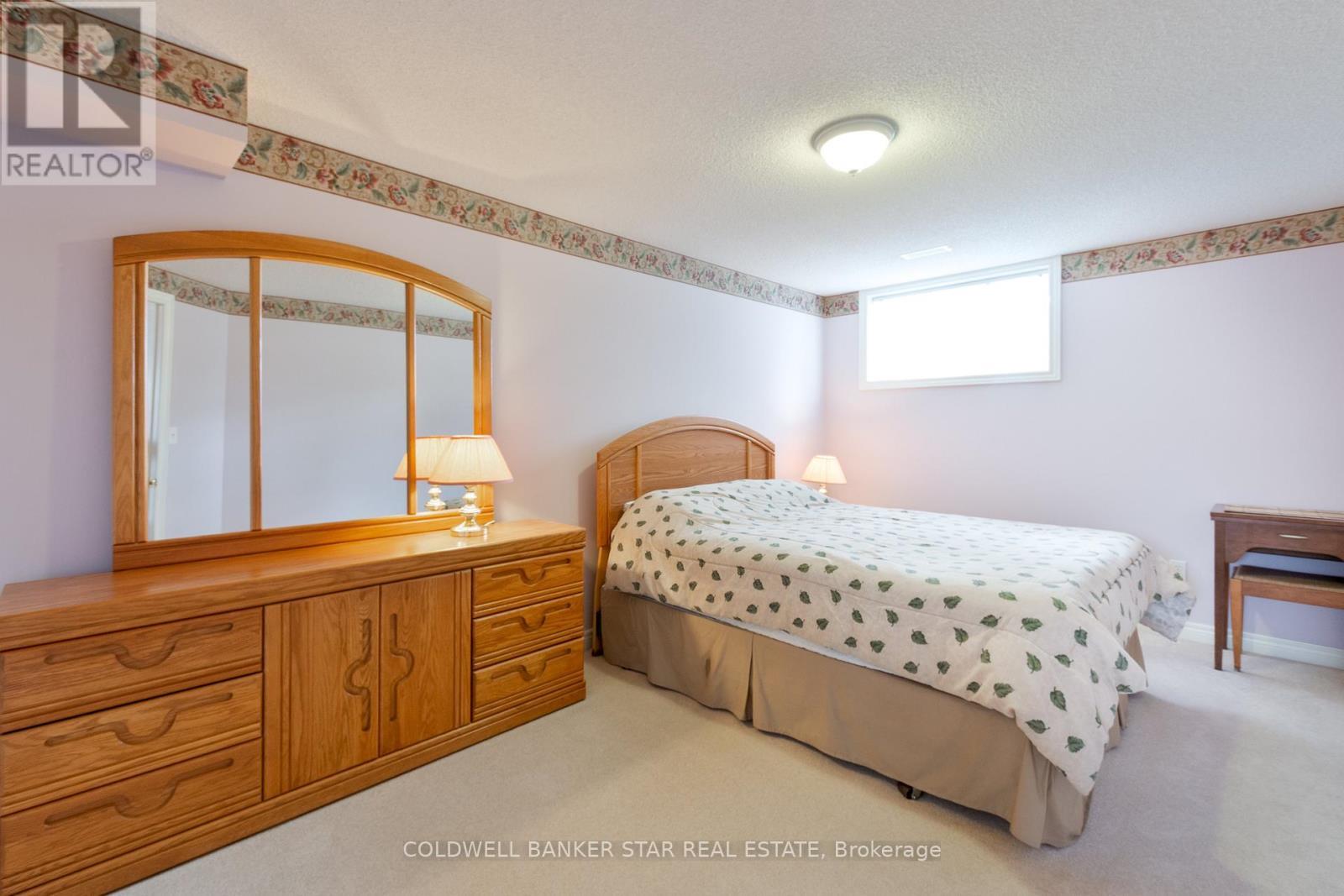 17 Windemere Place, St. Thomas, ON - Indoor Photo Showing Bedroom