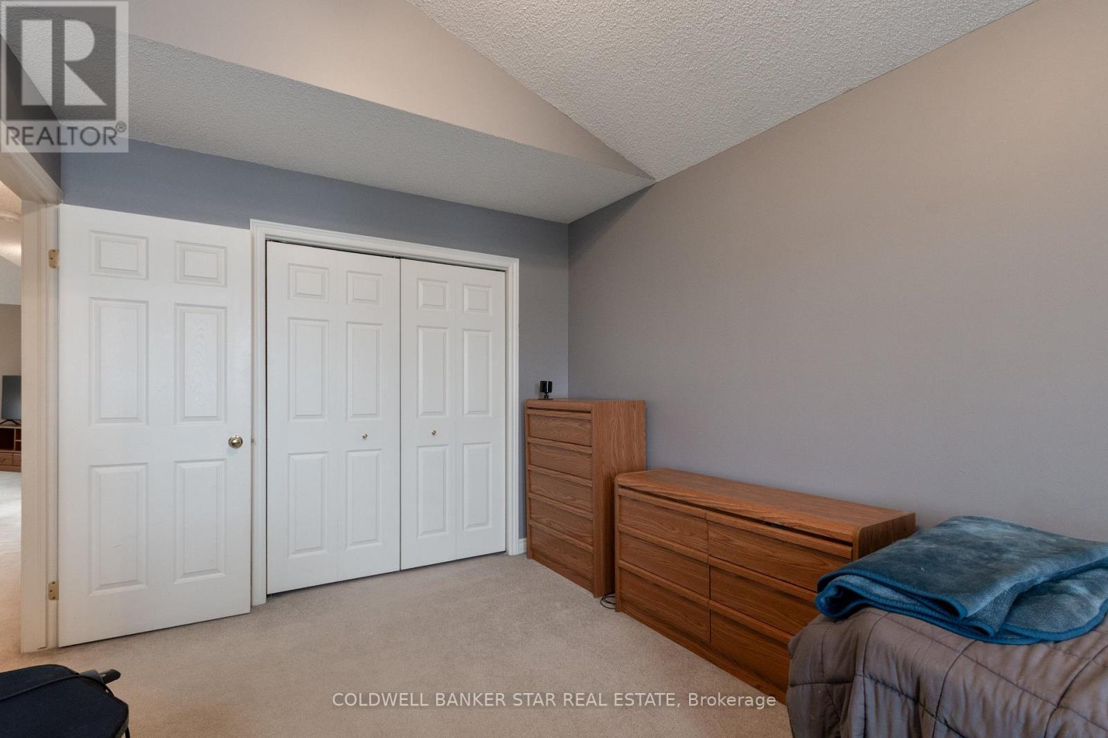 17 Windemere Place, St. Thomas, ON - Indoor