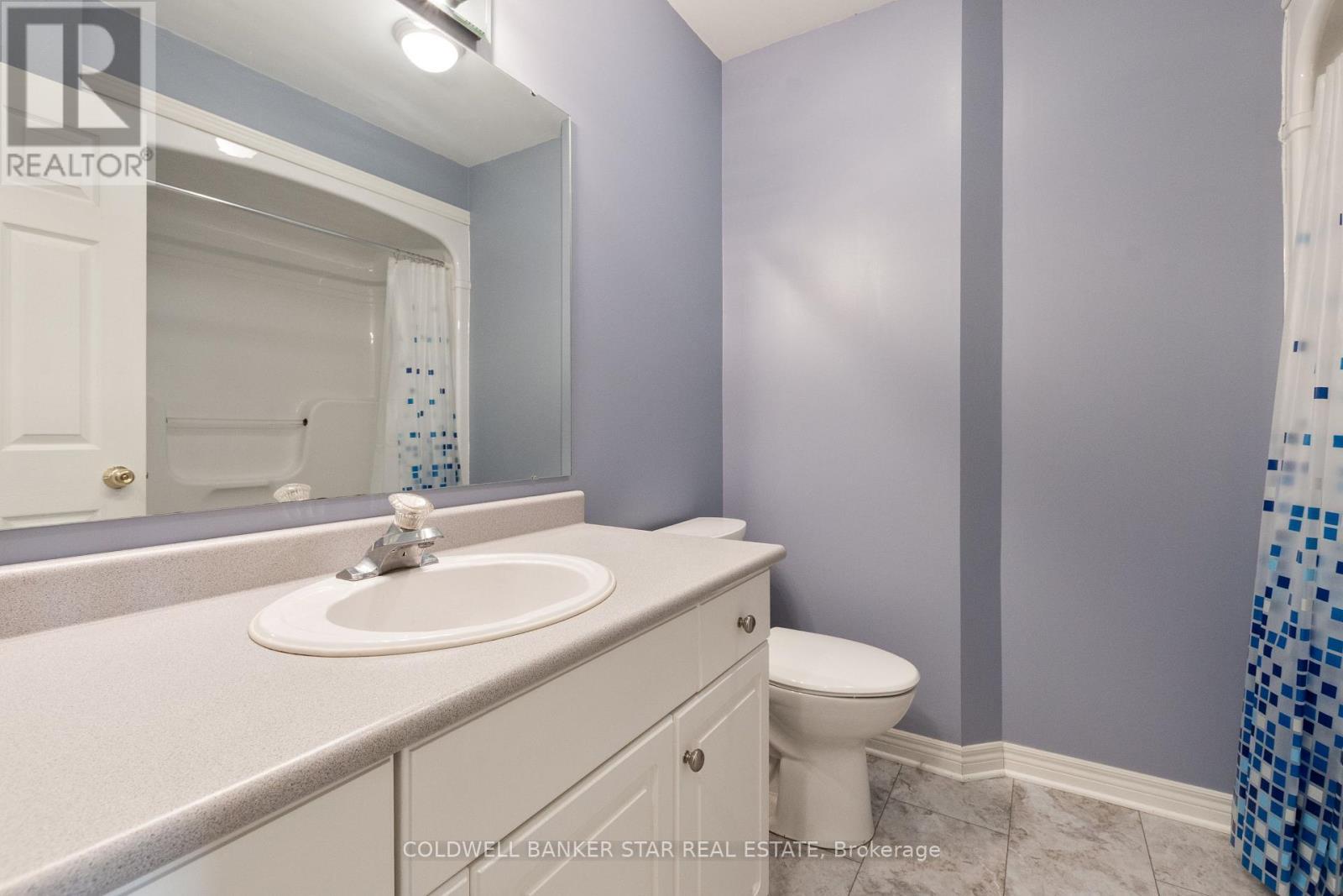 17 Windemere Place, St. Thomas, ON - Indoor Photo Showing Bathroom