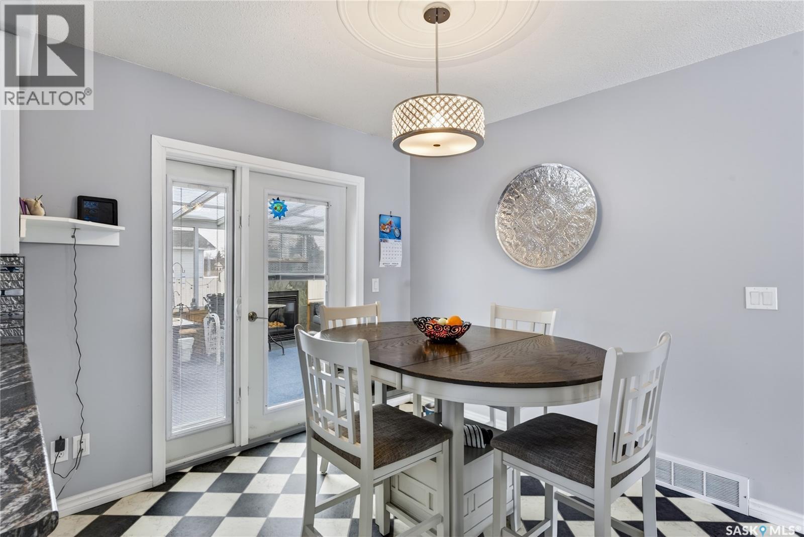 2103 9Th Avenue, Humboldt, SK - Indoor Photo Showing Dining Room
