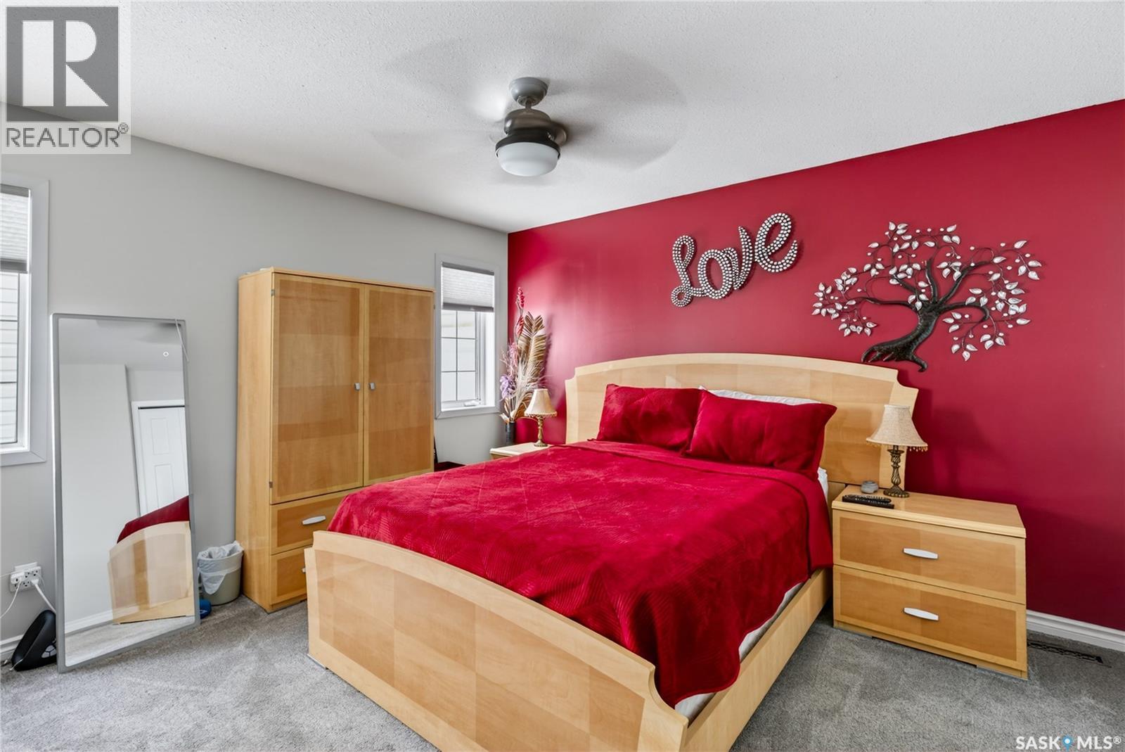 2103 9Th Avenue, Humboldt, SK - Indoor Photo Showing Bedroom