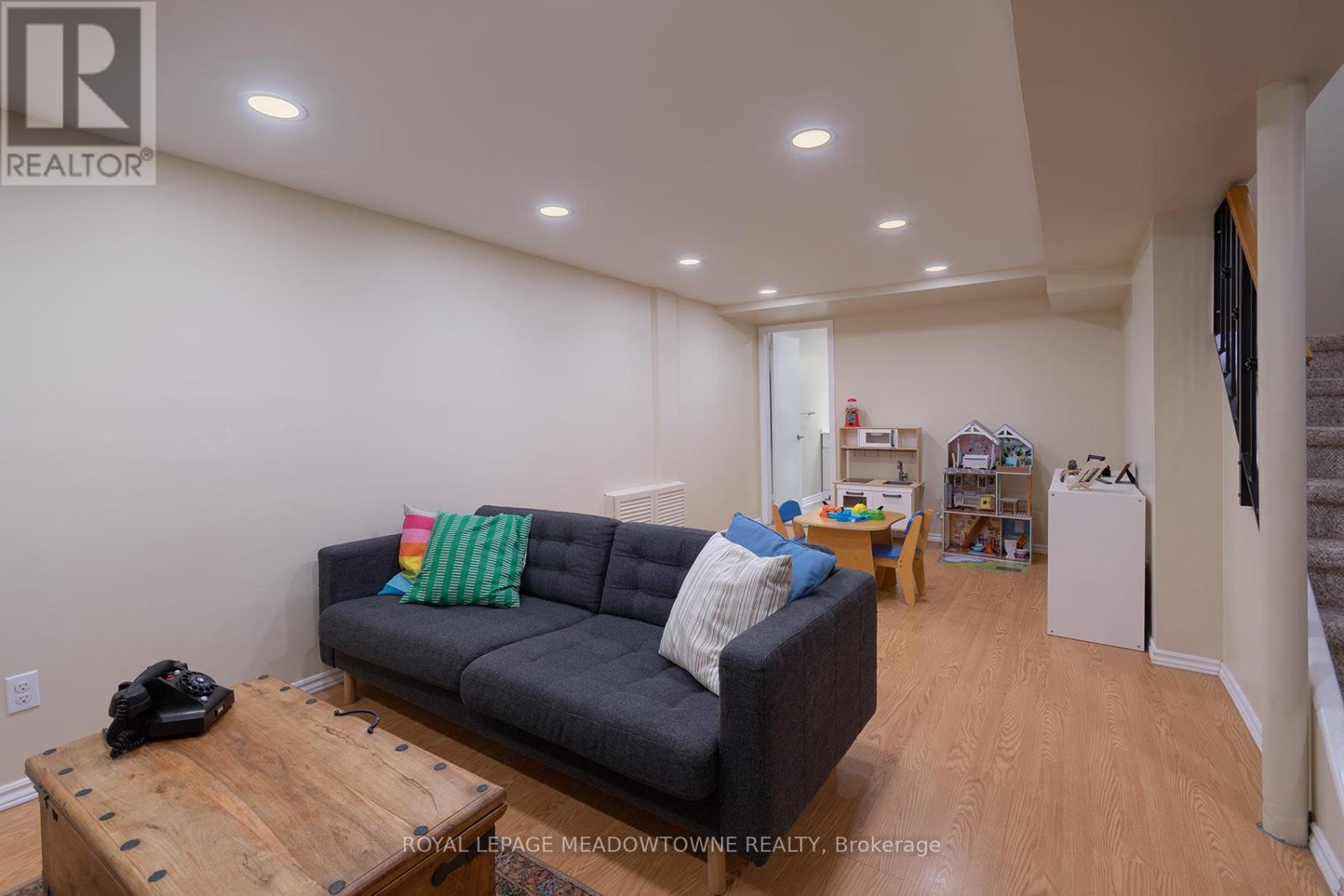 2542 Valencia Road, Mississauga, ON - Indoor