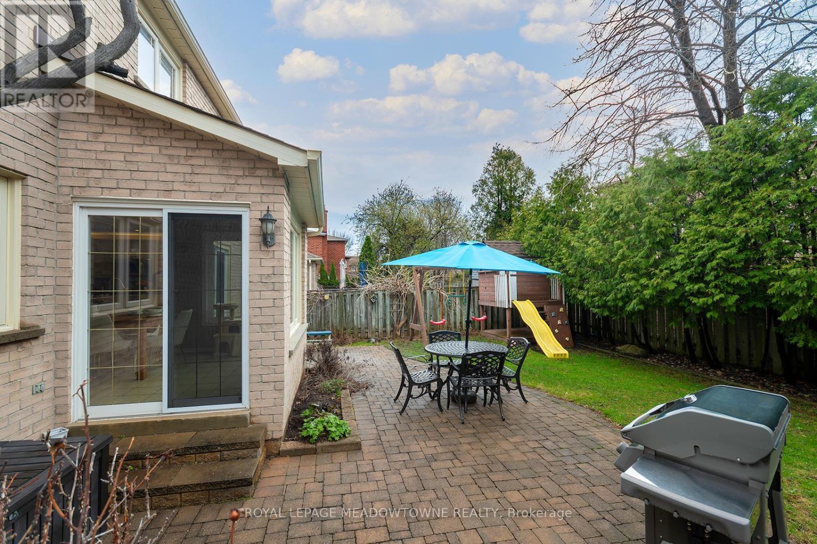 2542 Valencia Road, Mississauga, ON - Outdoor With Deck Patio Veranda