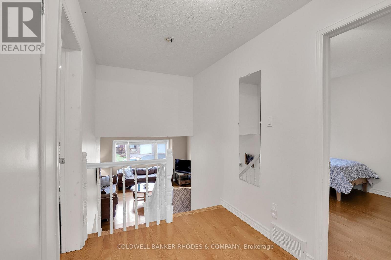 73 Bramblegrove Crescent, Ottawa, ON - Indoor Photo Showing Other Room