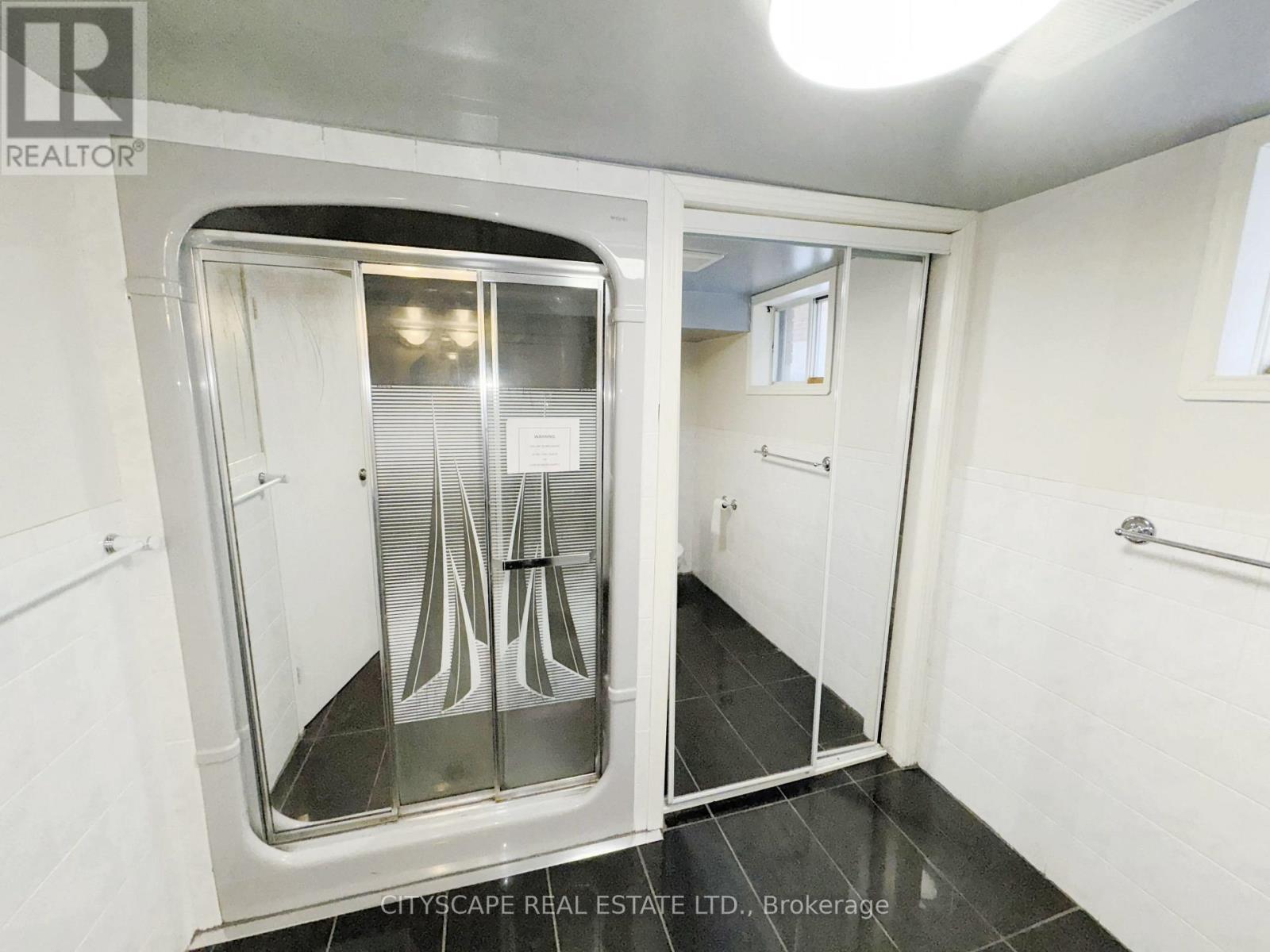 Basement - 3pc Bathroom - 7 Quincy Court, Hamilton, ON - Indoor Photo Showing Other Room