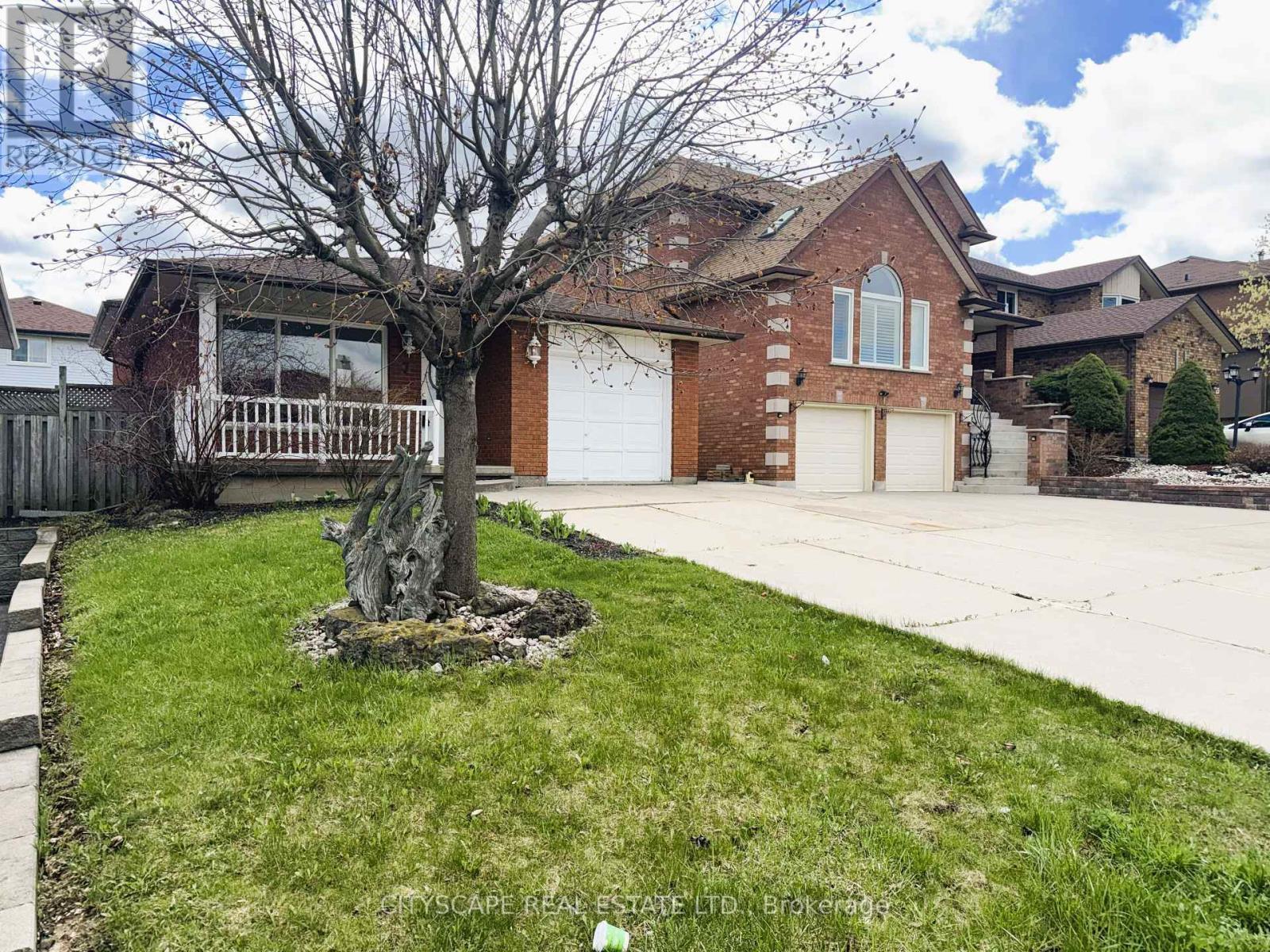 Street View - Left - 7 Quincy Court, Hamilton, ON - Outdoor