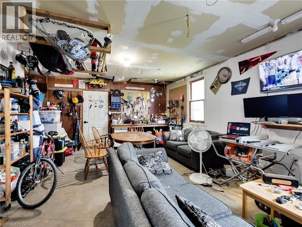 9183 Silver Street, Caistor Centre, ON - Indoor Photo Showing Other Room
