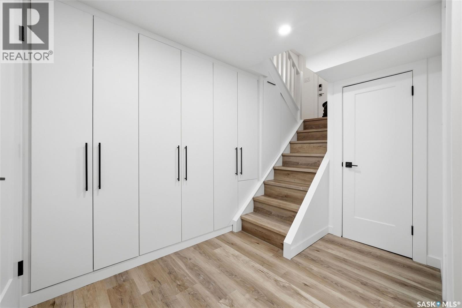 3200 Albert Street, Regina, SK - Indoor Photo Showing Other Room