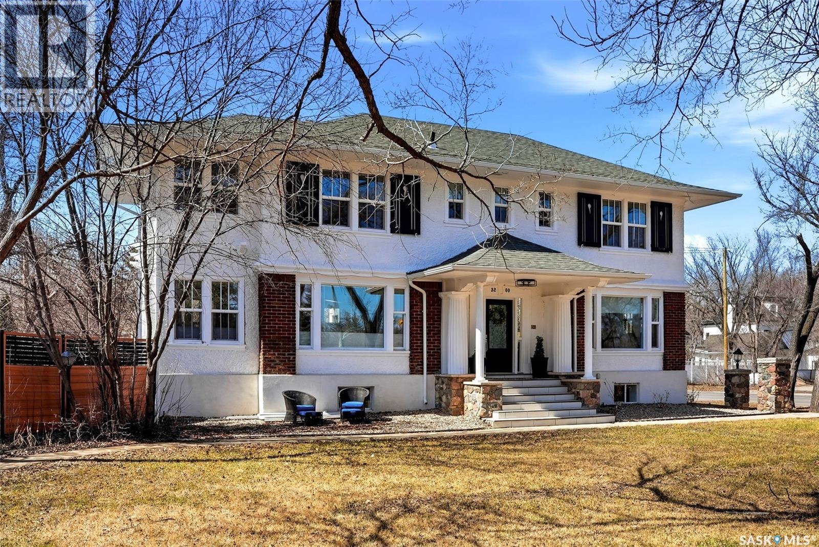 3200 Albert Street, Regina, SK - Outdoor With Facade
