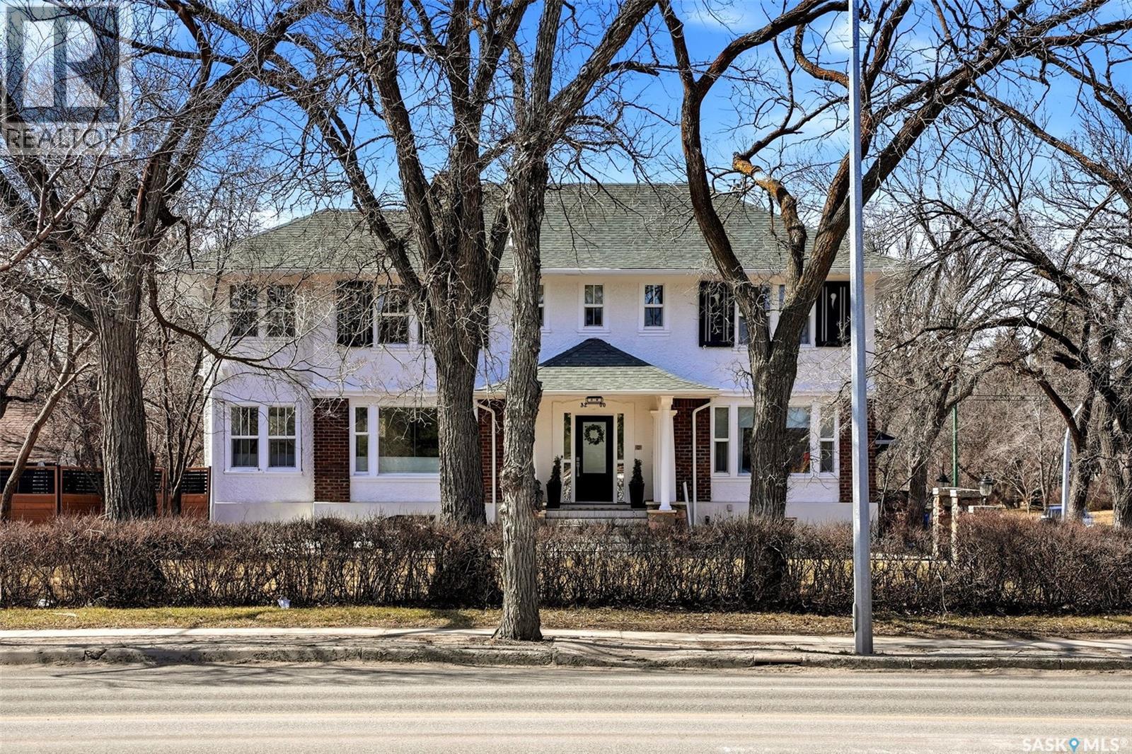 3200 Albert Street, Regina, SK - Outdoor With Facade