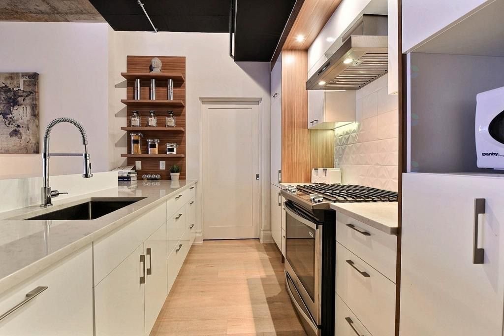 Kitchen - 205-1885 Rue De La Visitation, Montréal (Ville-Marie), QC - Indoor Photo Showing Kitchen